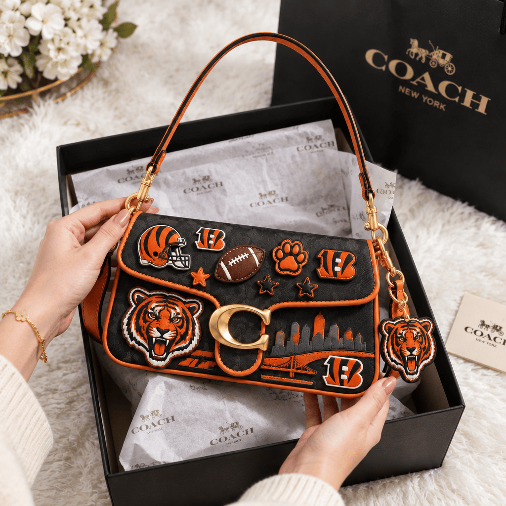 Premium CCBG Coach Shoulder Cross With Charm LNTH